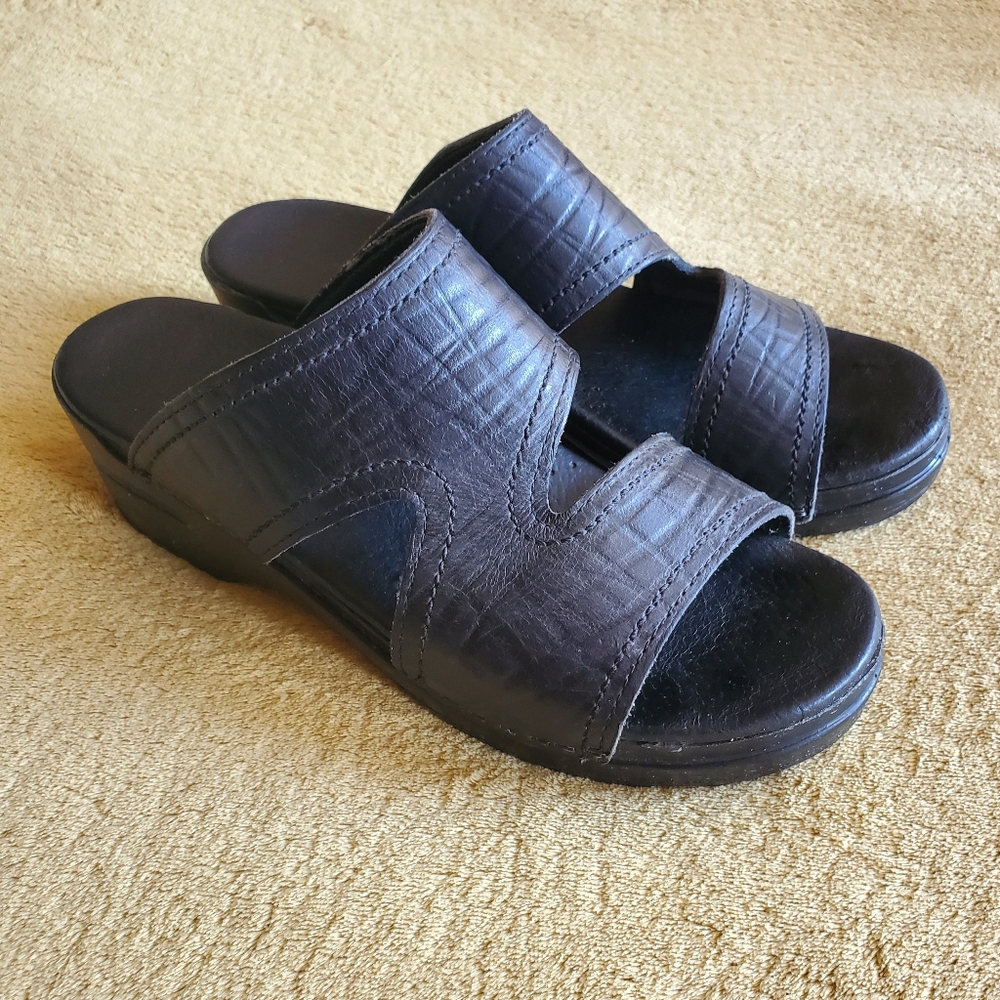 Dansko Sandals - Picture 2 of 6